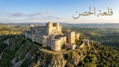 قلعة الحصن في سوريا على قمة تلة تشرف على سهل البقيعة في ريف حمص الغربي